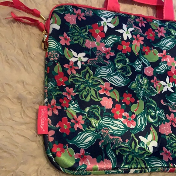 Lilly Pulitzer Laptop Bag Tiger Lilly Print - Picture 4 of 8